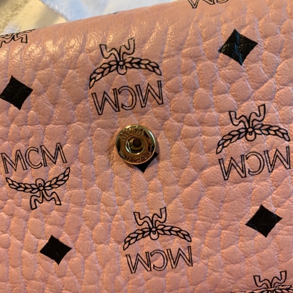 *SOLD* MCM Flap Wallet in Pink Visetos and Leather - Picture 7 of 15